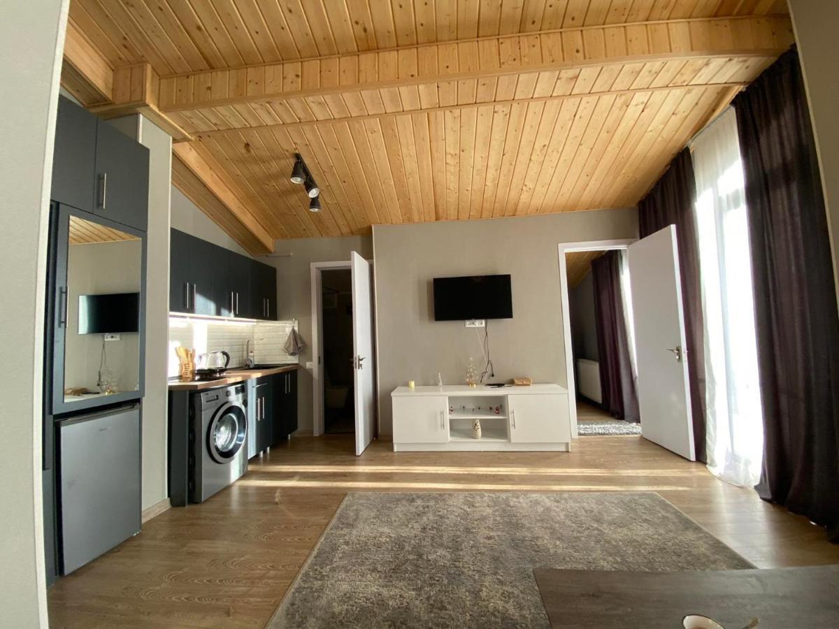 דירות Winter House גודאורי מראה חיצוני תמונה